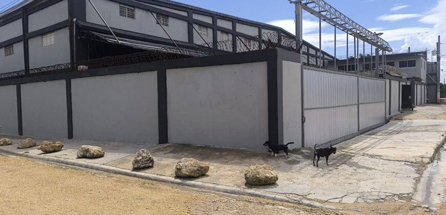 nave en alquler en san isidro Próximo a la entrada ciudad Juan bosch